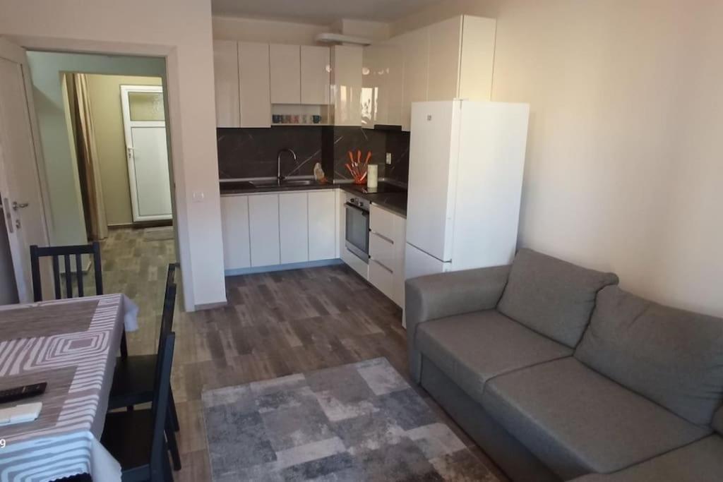 Теодора Apartment Русе Екстериор снимка